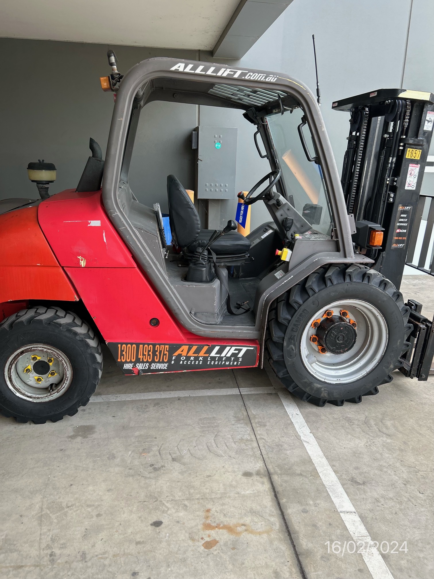 Manitou Buggy - MH25-4 - For Sale image 8