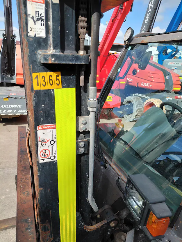 Manitou MH25-4 — Used Forklift for Sale Gallery Image 5