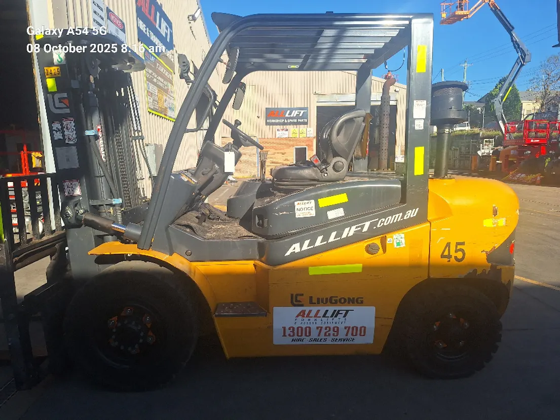 Liugong CLG2045H – 4.5T Diesel Forklift Gallery Image 2