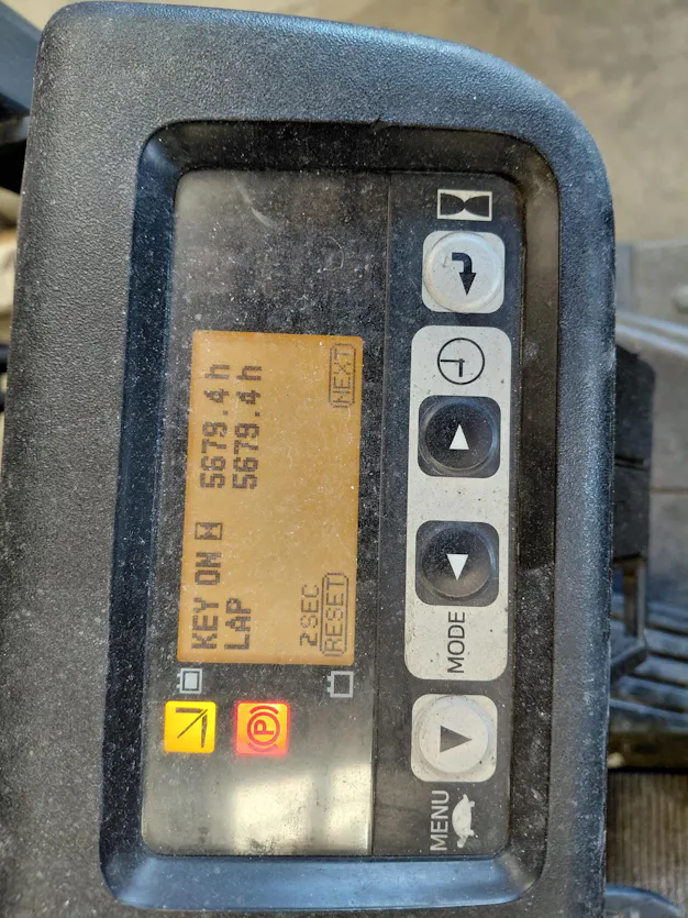 Used Toyota Forklift – 8FBE18 Gallery Image 2