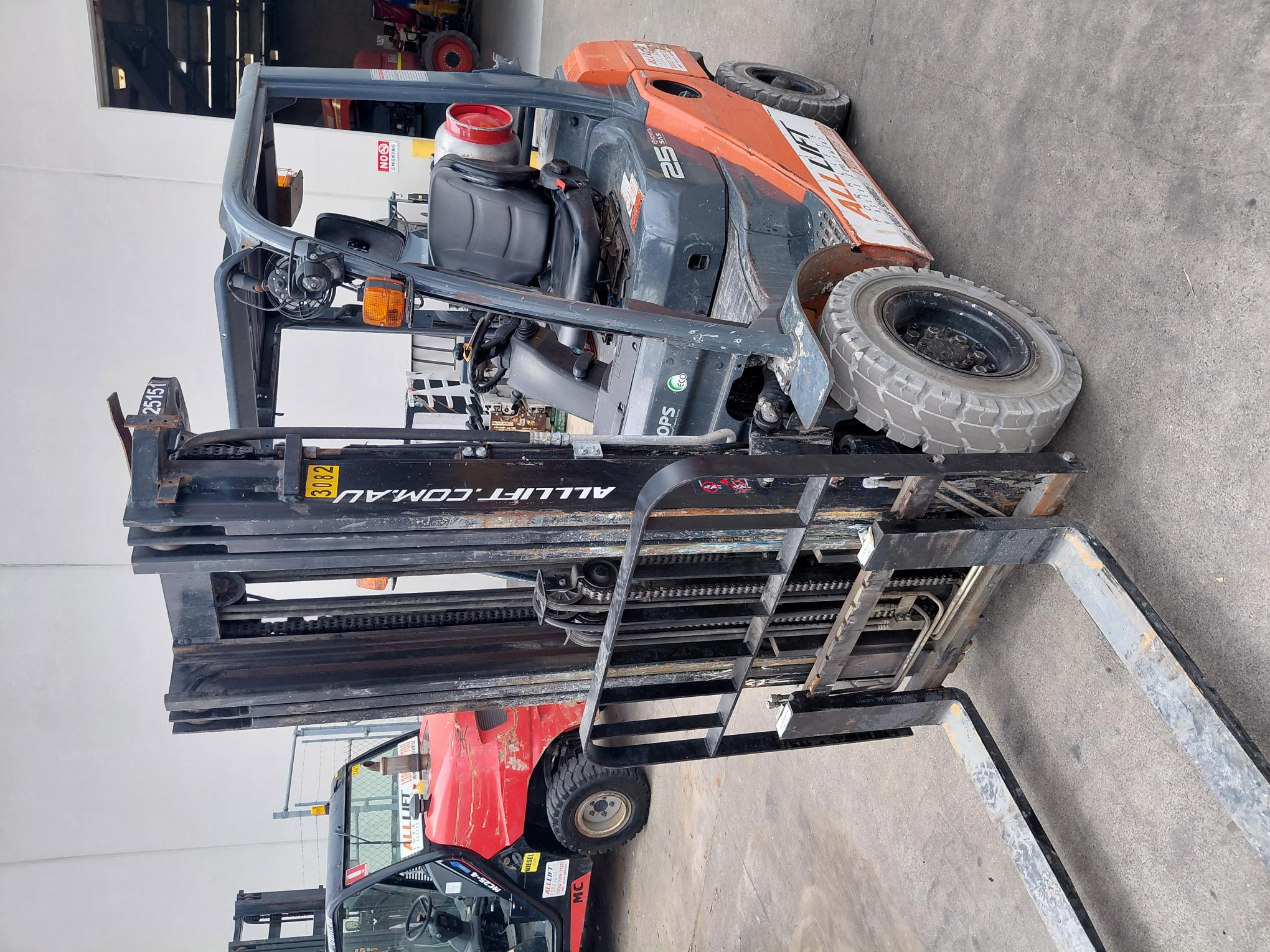 Used Toyota 8FG25 Forklift – Reliable Performance - For Sale image 9