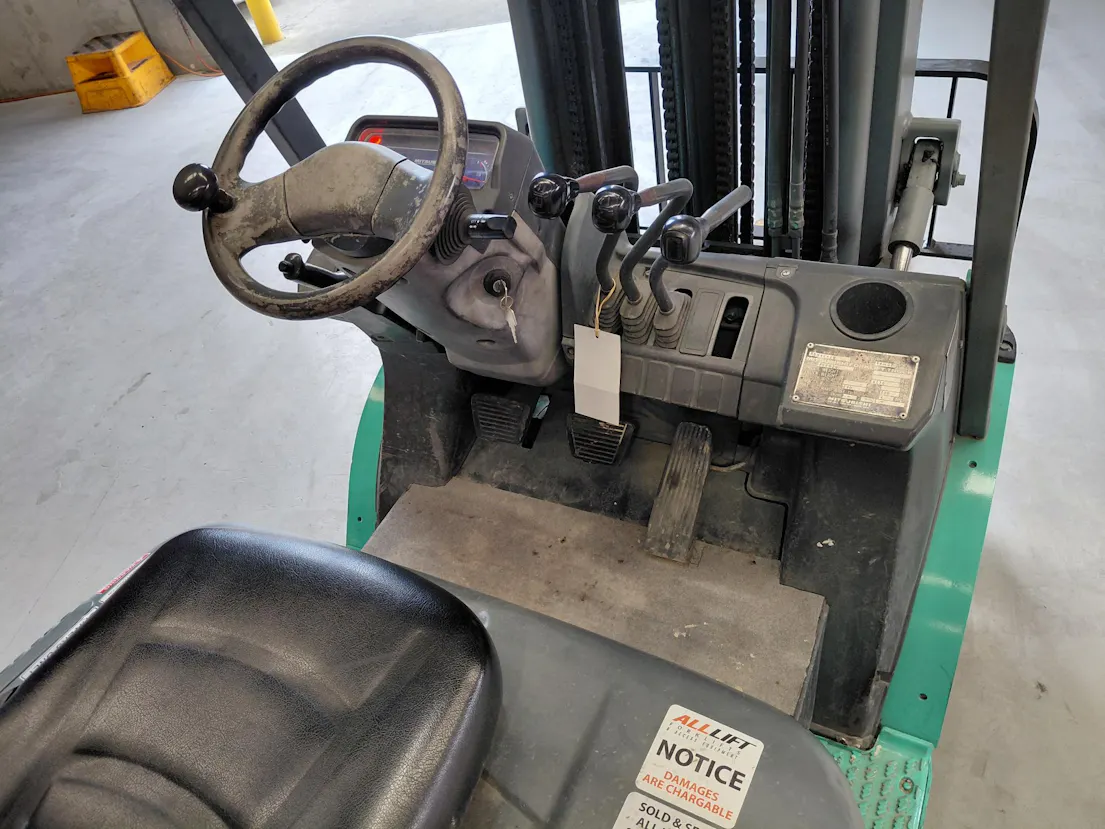 Used Mitsubishi FG25ZN 2.5T Gallery Image 8