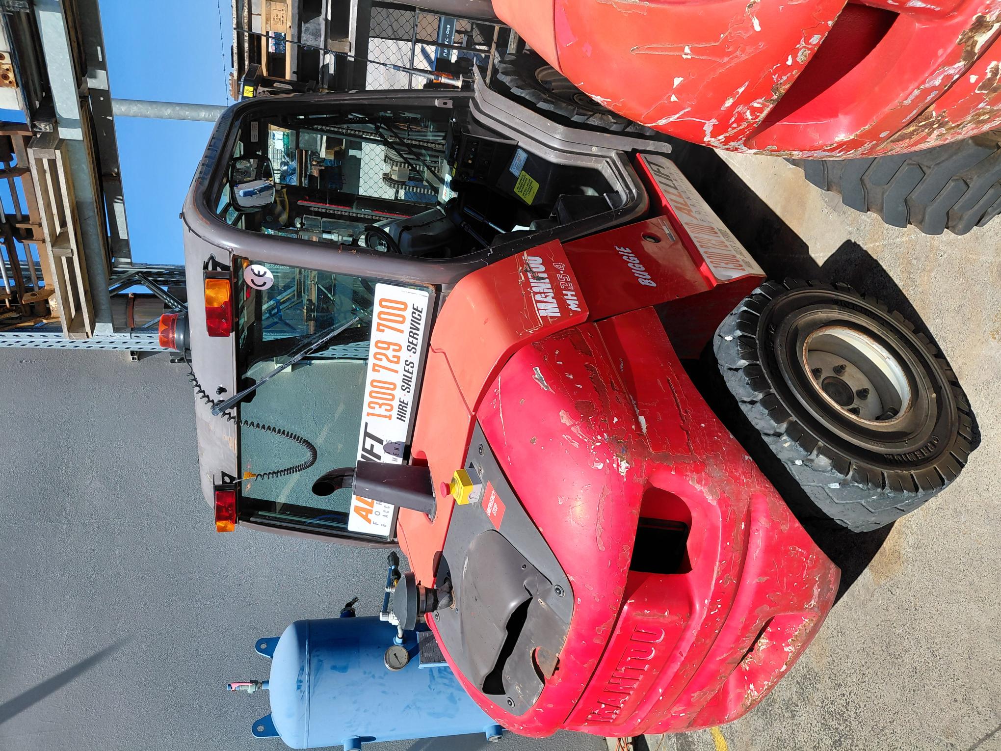 Used Manitou MH25-4Buggy - For Sale image 10