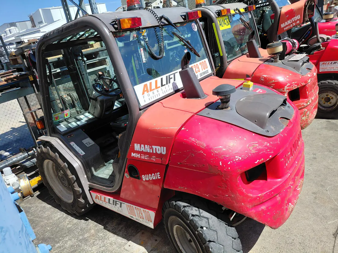 Used Manitou Forklift – MH25-4 Buggie Gallery Image 2