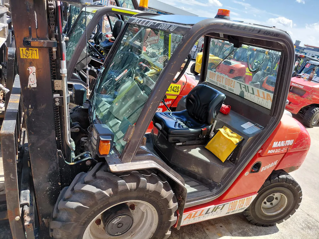 Used Manitou Forklift – MH25-4 Buggie Gallery Image 6