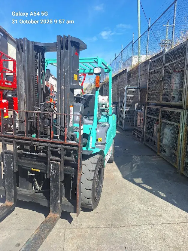 Mitsubishi FGE35 – Heavy-Duty Power with Fork Positioner! Gallery Image 5