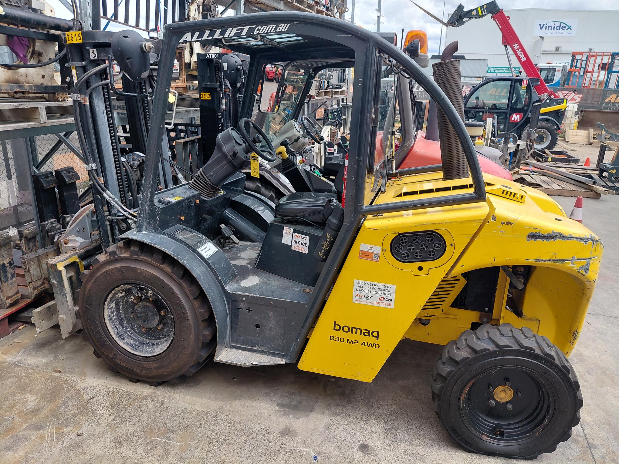 BOMAQ 3t Rough Terrain Forklift - For Sale image 13