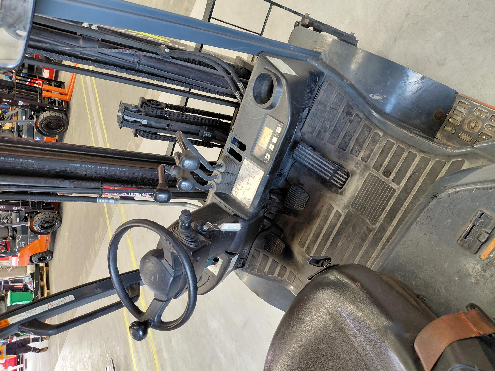 Toyota 2.5t Forklift - For Sale image 6