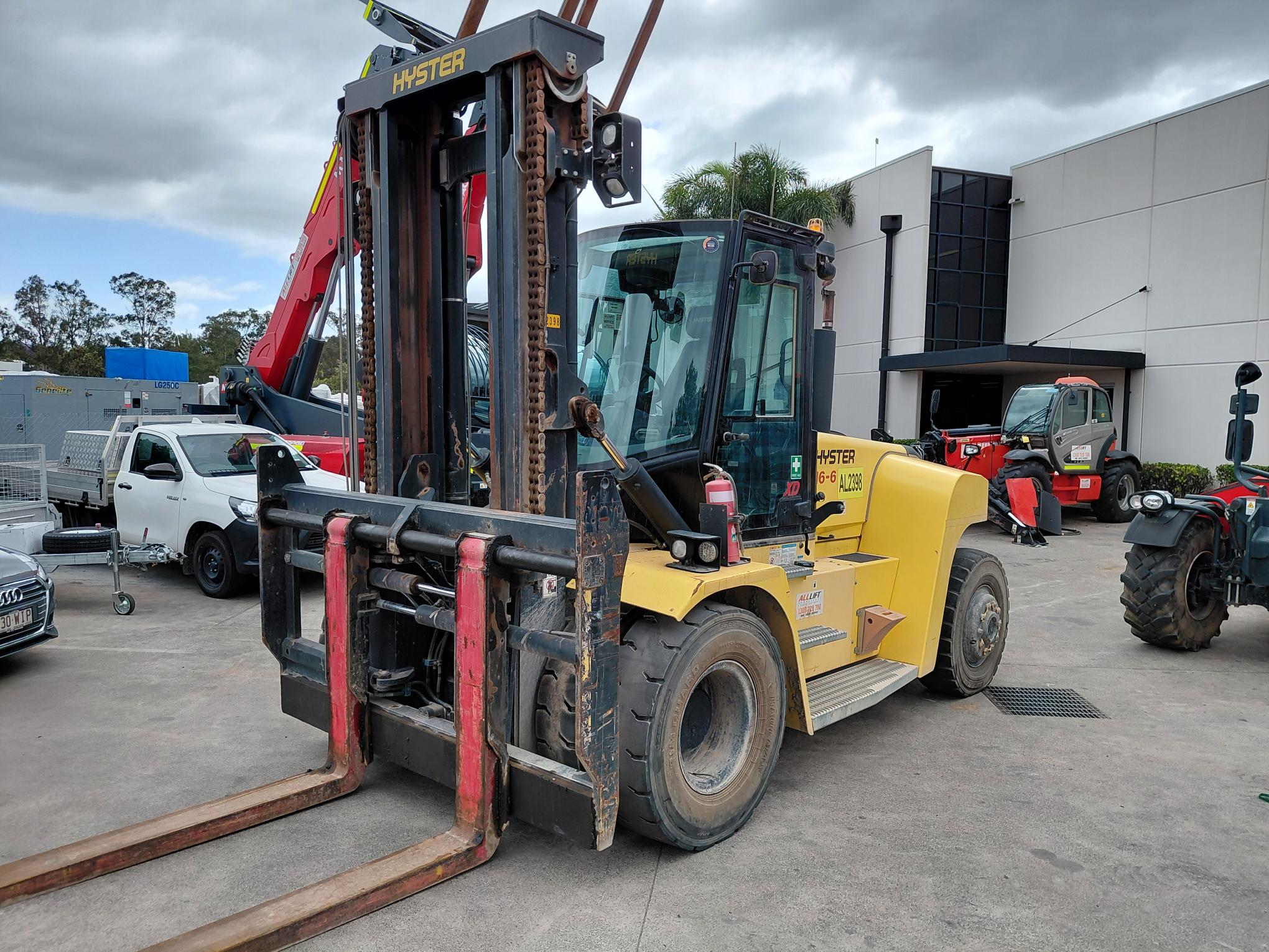 Used Hyster 16t Forklift - For Sale image 3