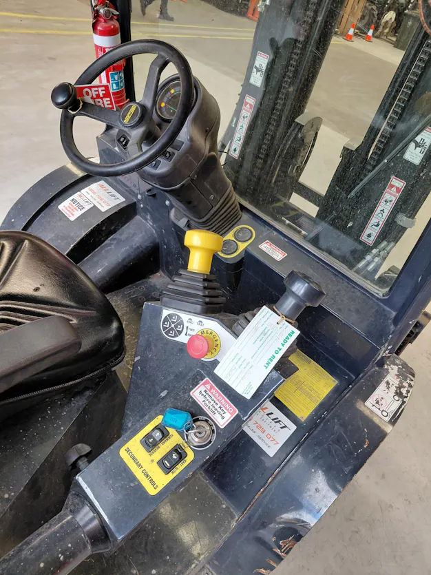 BOMAQ 3t Rough Terrain Forklift Gallery Image 8