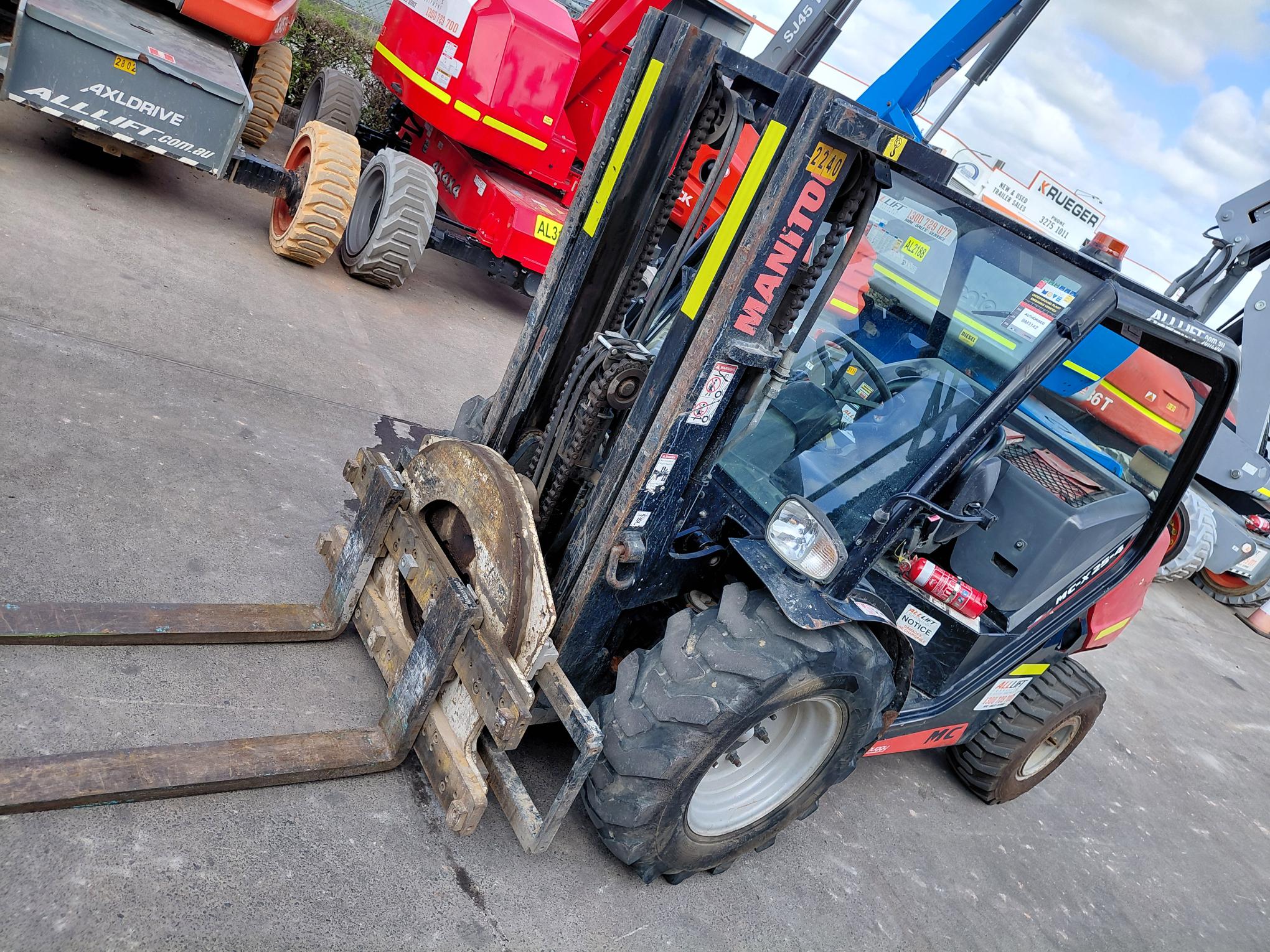 Manitou Rough Terrain Buggy - For Sale image 3
