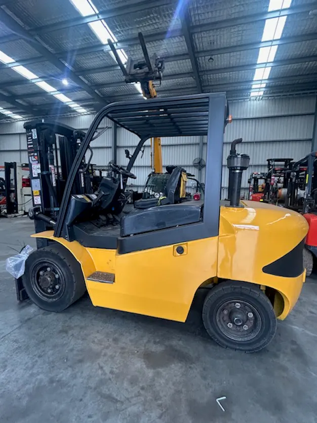 Used Liugong CLG2045 Diesel Forklift – Heavy-Duty Performance Gallery Image 1