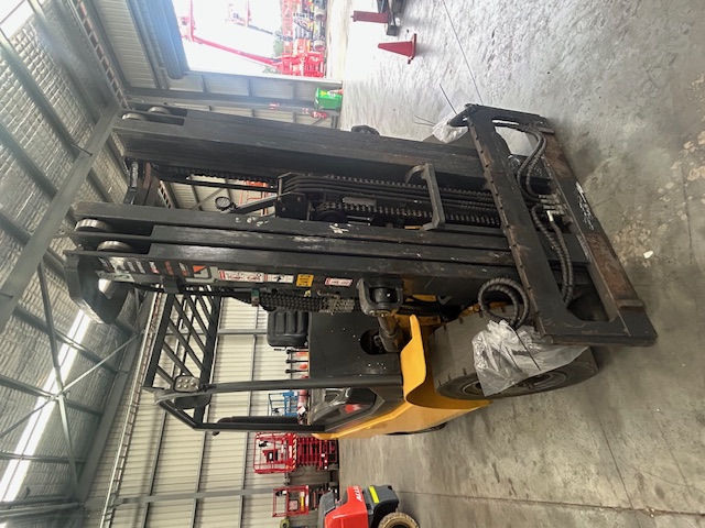 Used Liugong CLG2045 Diesel Forklift – Heavy-Duty Performance - For Sale image 5