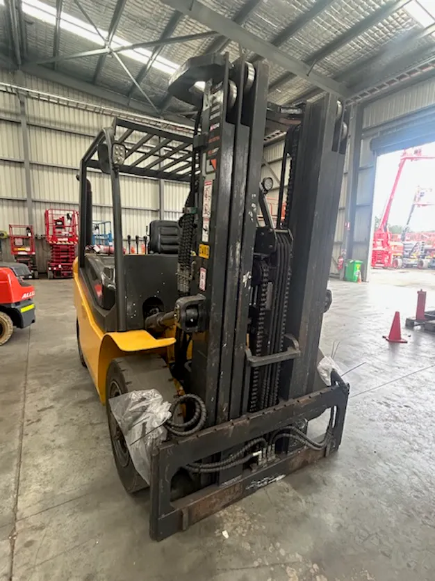 Used Liugong CLG2045 Diesel Forklift – Heavy-Duty Performance Gallery Image 5