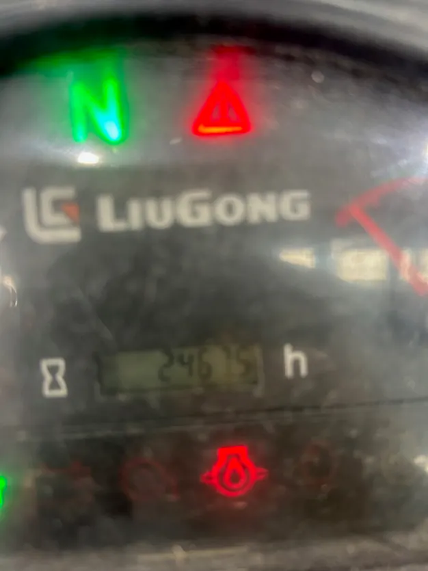 Used Liugong CLG2045 Diesel Forklift – Heavy-Duty Performance Gallery Image 6