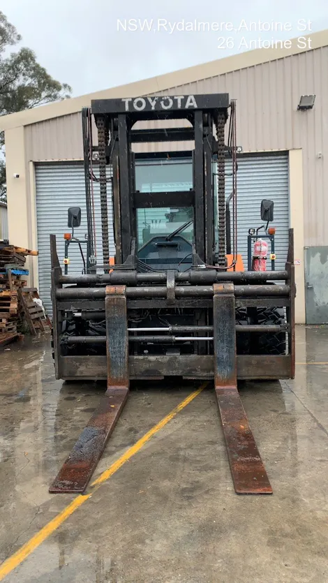 2014 model Toyota 20T Gallery Image 2